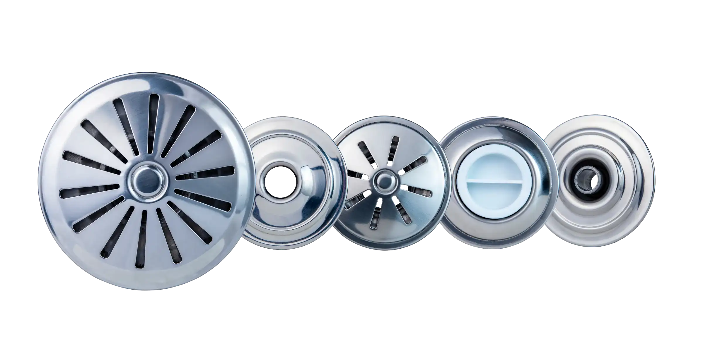 Peças de piscina em aço inox fabricadas pela Hisbras — dispositivos de aspiração e retorno